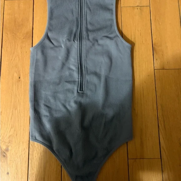 Garage Ribbed zip body suit - Picture 2 of 3
